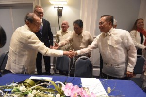 Group of church leaders press for resumption of peace talks
